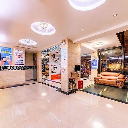 מלון גואנגג'ואו Kaiserdom Zhonghua Plaza מראה חיצוני תמונה