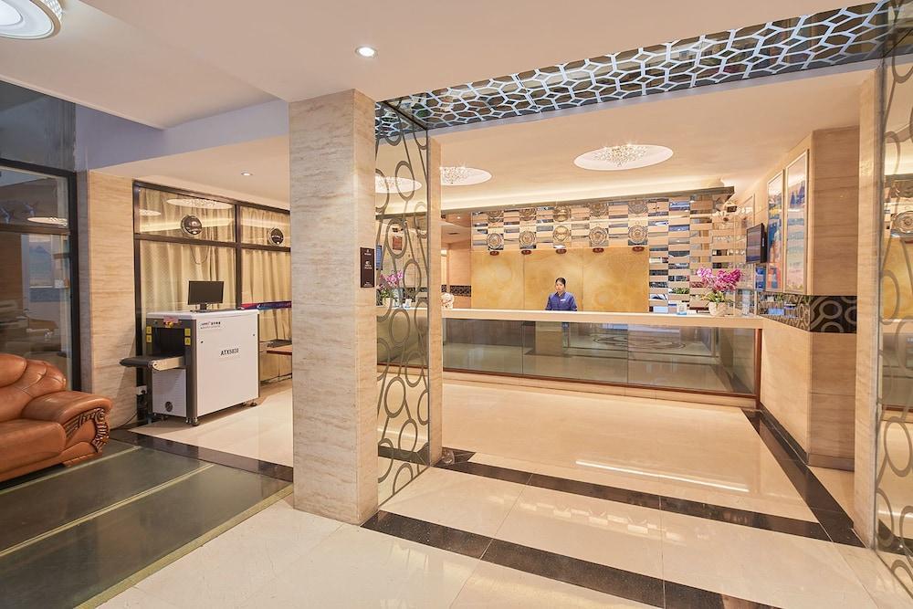 מלון גואנגג'ואו Kaiserdom Zhonghua Plaza מראה חיצוני תמונה