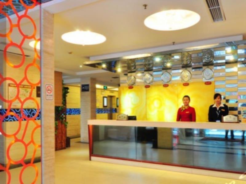 מלון גואנגג'ואו Kaiserdom Zhonghua Plaza מראה חיצוני תמונה